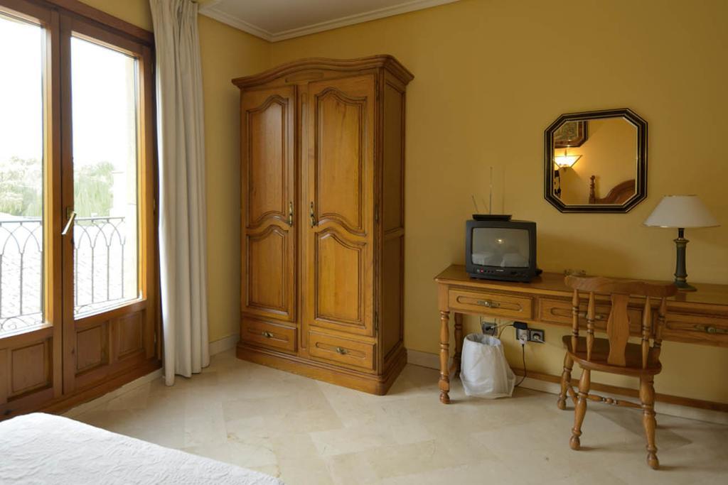 Hostal Goyo Garray Room photo