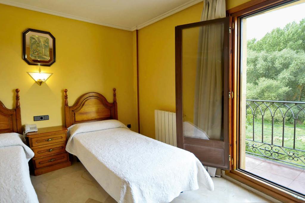 Hostal Goyo Garray Room photo